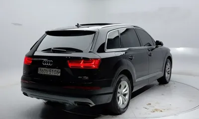 Audi Q7 2019, 111581 км, за 30500000 KRW