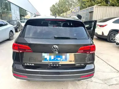 Volkswagen Tharu 2022, 42000 км, за 135000 CNY