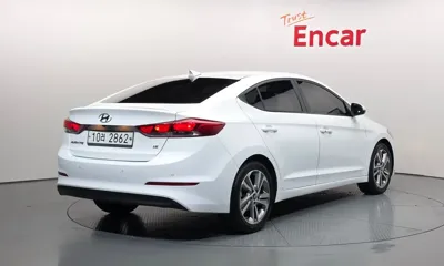 Hyundai Avante 2018, 106810 км, за 9900000 KRW