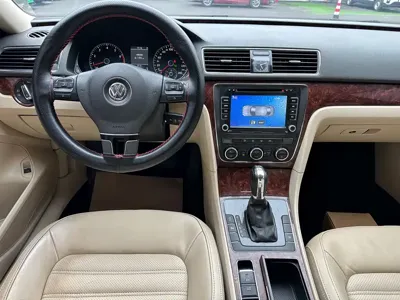 Volkswagen Passat 2012, 120000 км, за 19800 CNY - фото 8