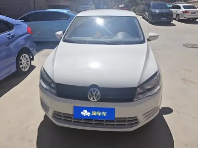 Volkswagen Jetta 2014, 77400 км, за 16400 CNY