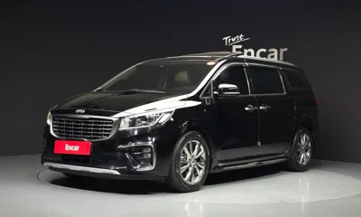 Kia Canival · 2019 год