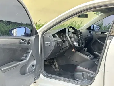 Volkswagen Sagitar 2014, 85000 км, за 23000 CNY