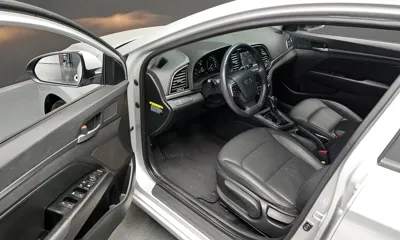 Hyundai Avante 2017, 88130 км, за 6900000 KRW - фото 12