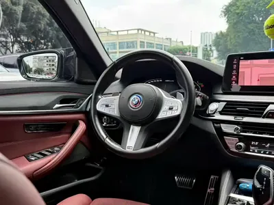 BMW 5 Series 2023, 45000 км, за 278000 CNY - фото 7
