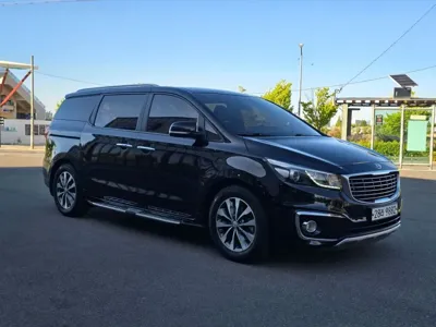 Kia Canival · 2018 год