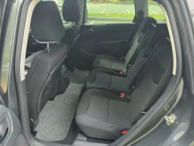 Peugeot 308 2013, 170000 км, за 2900000 KRW - фото 9