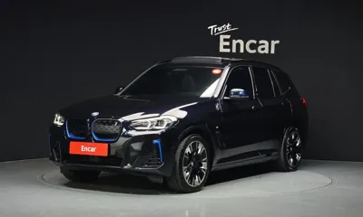 BMW iX3 · 2023 год