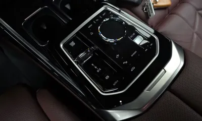 BMW 7-Series 2025, 9548 км, за 135900000 KRW - фото 9