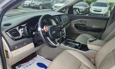 Kia Canival 2016, 81895 км, за 11900000 KRW - фото 9
