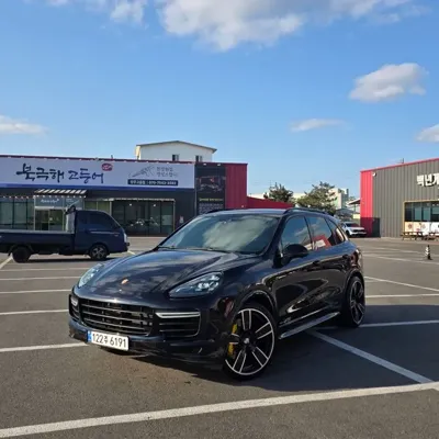 Porsche Cayenne 2016, 100000 км, за 44500000 KRW - фото 20