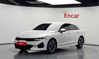 Kia K5 · 2023 год