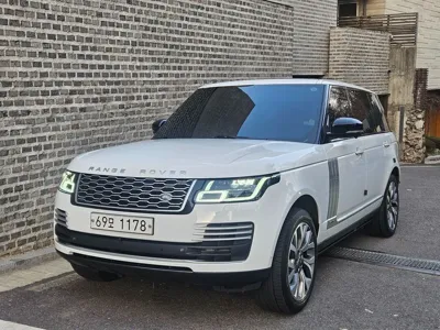 Land Rover Range Rover · 2015 год