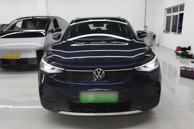 Volkswagen ID.4 Crozz 2025, 7300 км, за 124389.24 CNY