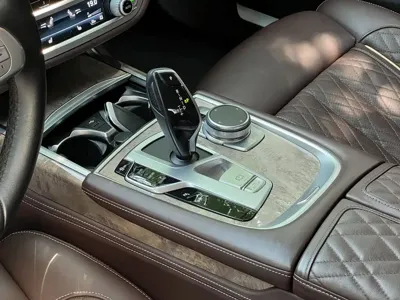 BMW 7 Series 2021, 60000 км, за 338000 CNY - фото 15