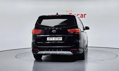 Kia Canival 2019, 72735 км, за 18700000 KRW