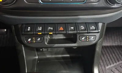 ChevroletGMDaewoo Colorado 2021, 68910 км, за 22500000 KRW - фото 32