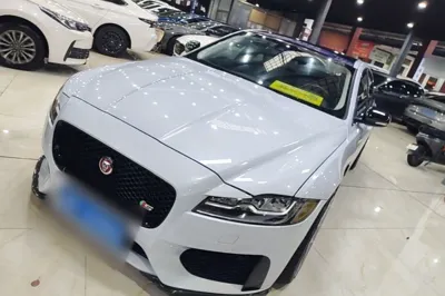 Jaguar XF · 2016 год