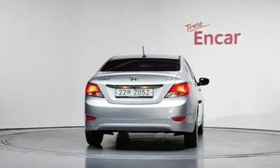 Hyundai Accent 2017, 62856 км, за 5500000 KRW