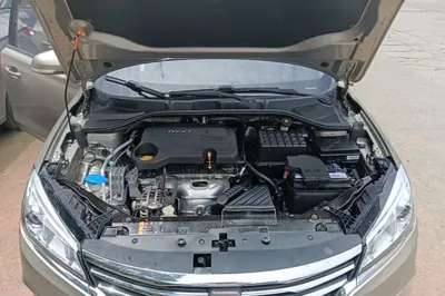 Roewe 360 2018, 130300 км, за 34540.72 CNY - фото 24