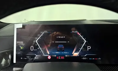 BMW X7 2025, 19038 км, за 999990000 KRW - фото 8