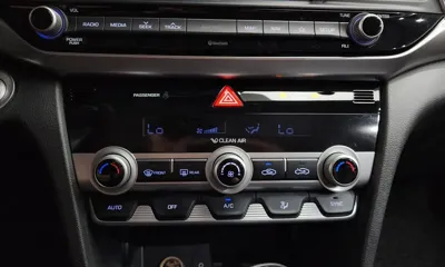 Hyundai Avante 2019, 57479 км, за 12700000 KRW - фото 30
