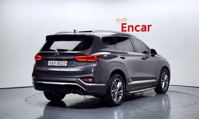 Hyundai Santafe 2019, 94036 км, за 99990000 KRW