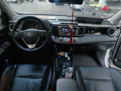 Toyota RAV4 2015, 91800 км, за 74902.16 CNY - фото 18