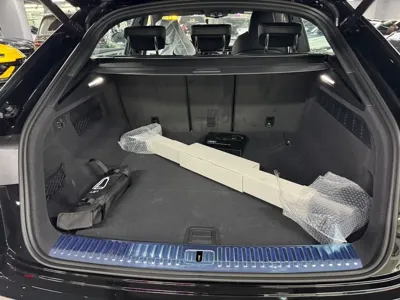 Audi Q8 2026, 15 км, за 123000000 KRW - фото 6