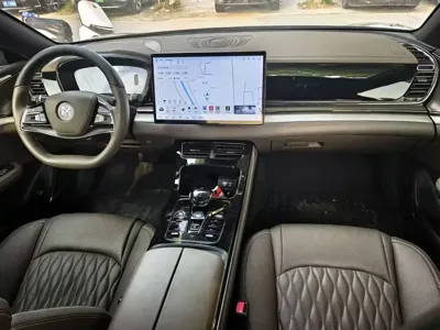 BYD Han 2025, 29000 км, за 109000 CNY - фото 9