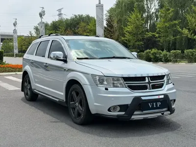 Dodge Journey 2011, 150000 км, за 16800 CNY