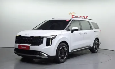 Kia Canival · 2024 год