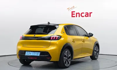 Peugeot 208 2021, 137662 км, за 15700000 KRW