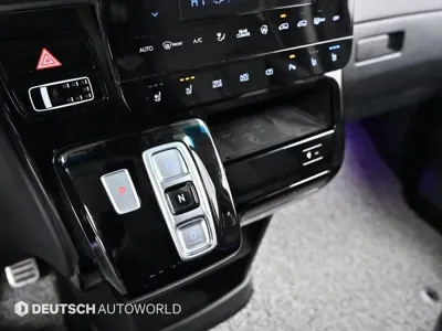 Hyundai Staria 2023, 56293 км, за 33000000 KRW - фото 9