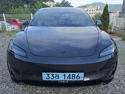 Tesla Model 3 · 2025 год