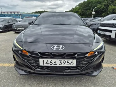 Hyundai Avante · 2023 год