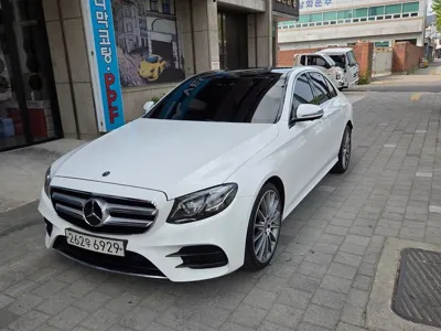 Mercedes-Benz E-Class 2019, 61860 км, за 30000000 KRW