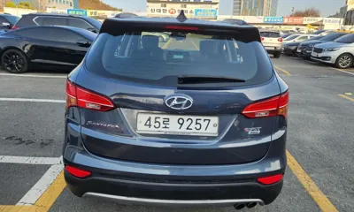 Hyundai Santafe 2015, 186265 км, за 8900000 KRW