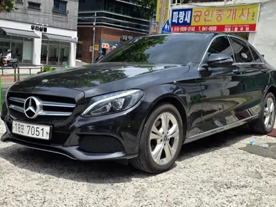Mercedes-Benz C-Class · 2018 год