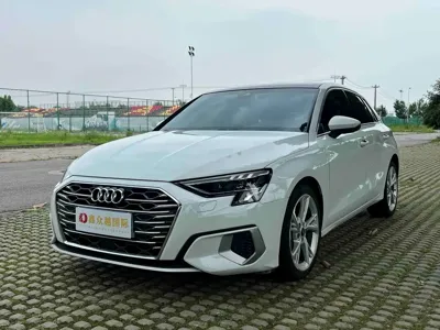 Audi A3 · 2022 год
