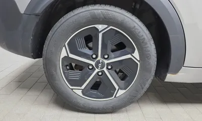 Kia Niro 2022, 62657 км, за 19000000 KRW - фото 5