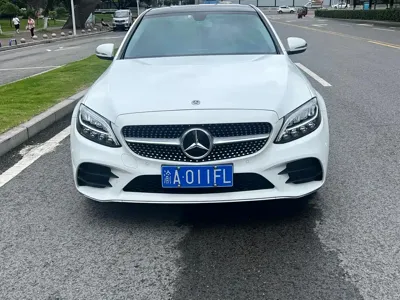 Mercedes-Benz C-Class 2019, 90000 км, за 106800 CNY