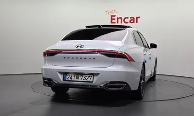 Hyundai Grandeur 2020, 75212 км, за 21000000 KRW
