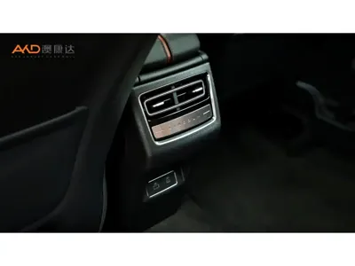 Lincoln Z 2023, 19000 км, за 133000 CNY - фото 9