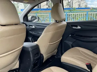 Baojun 730 2020, 100000 км, за 24500 CNY - фото 8