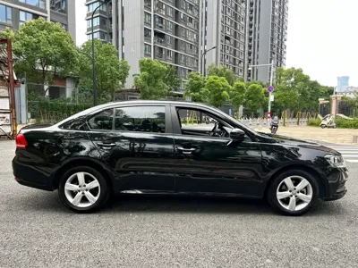 Volkswagen Lavida 2017, 100000 км, за 28800 CNY - фото 4