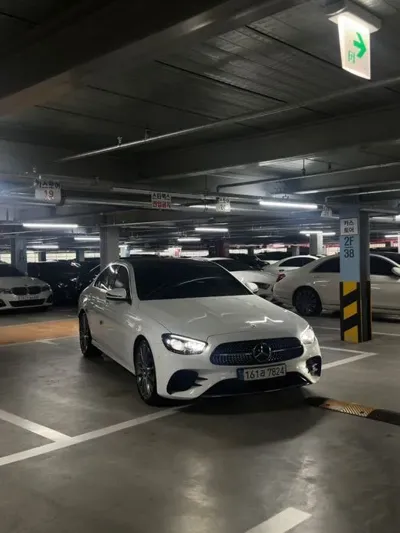 Mercedes-Benz E-Class · 2022 год