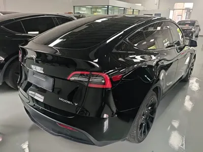 Tesla Model Y 2021, 125300 км, за 125600 CNY - фото 7