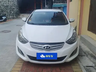 Hyundai Elantra Langdong 2013, 116400 км, за 22000 CNY