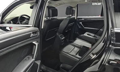 Volkswagen Tiguan 2018, 99925 км, за 24500000 KRW - фото 12